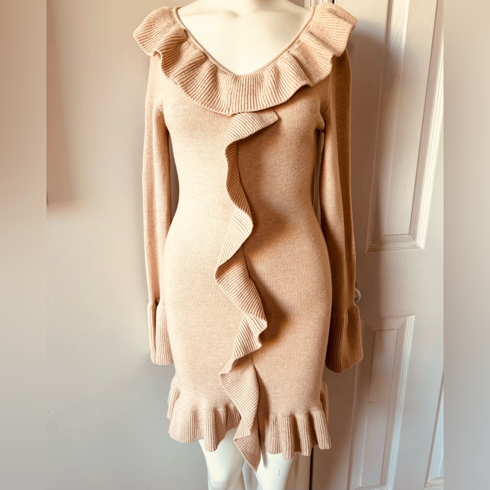 Elegant sz M Knit Beige Cream Luxe Dress - Picture 9 of 11